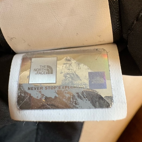 The North Face Women's Ancha Parka - Picture 12 of 12